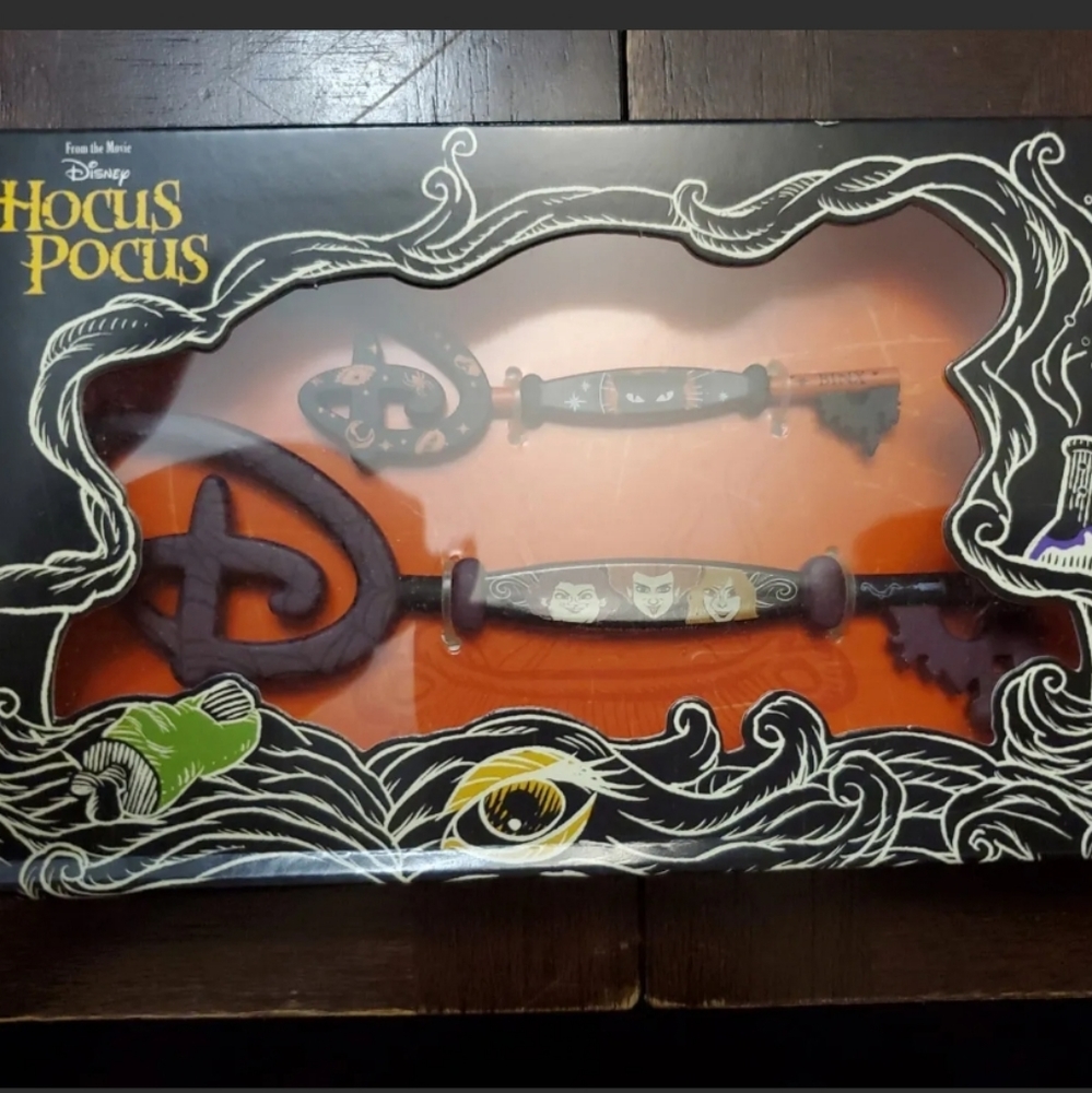 Disney hocus pocus collectible keys